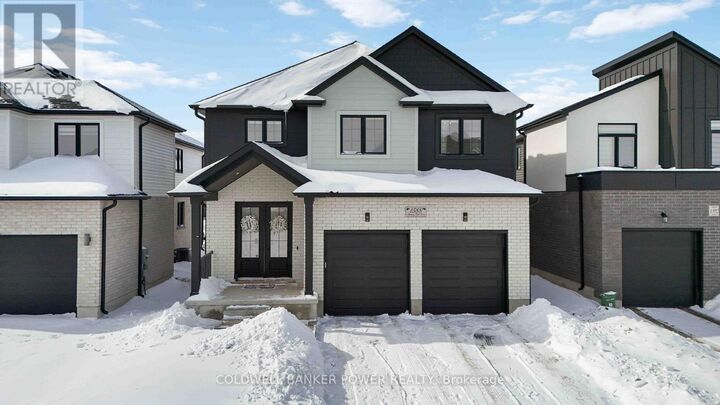 Property Photo: 1588 Medway Park Drive ON N6G 3W1