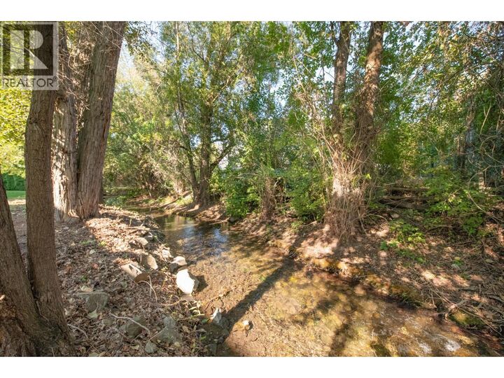Property Photo: 110 Kalamalka Lake Road 107 BC V1T 7M3