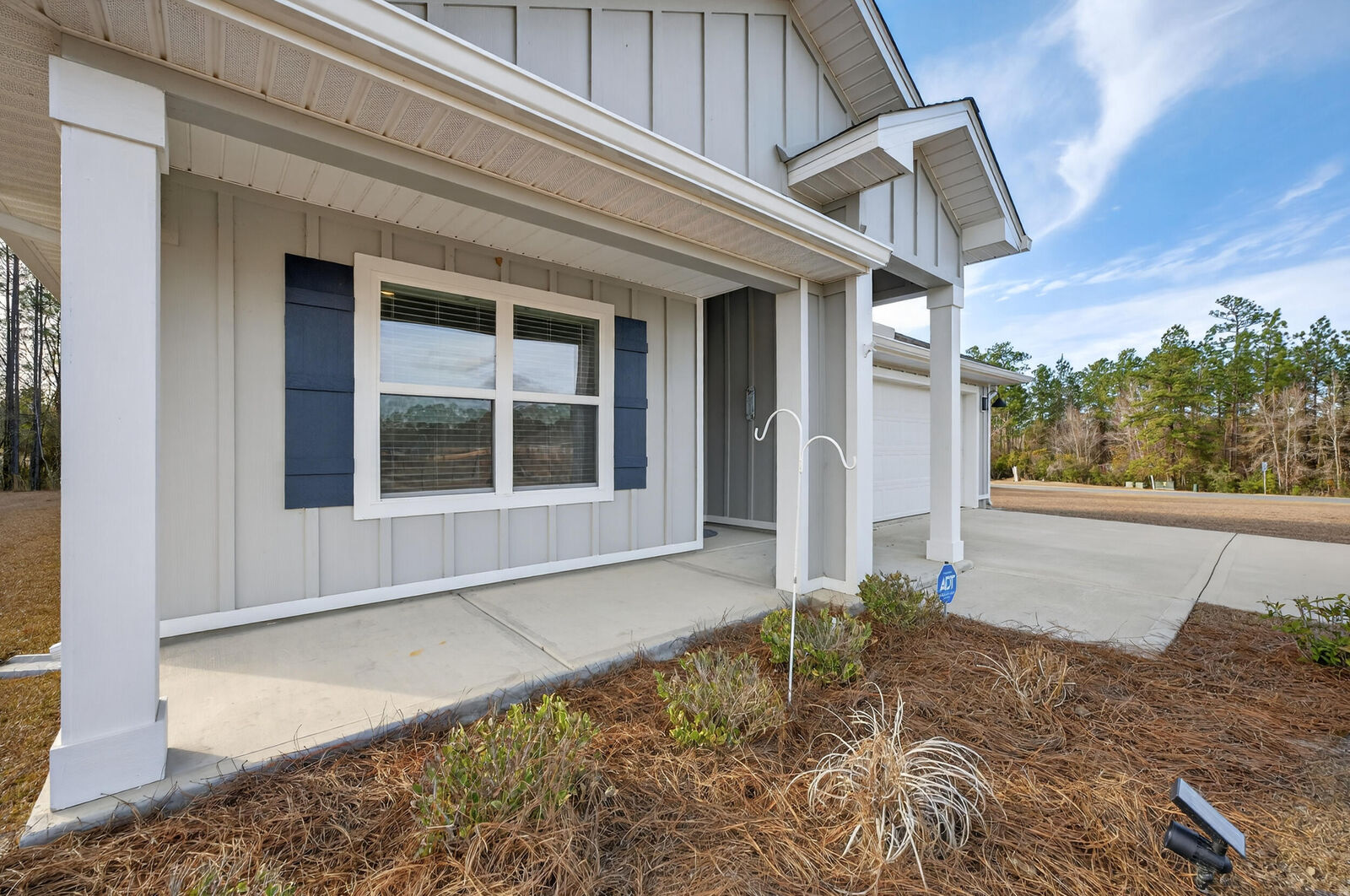 Property Photo: 3049 Heritage Plantation Boulevard FL 32567