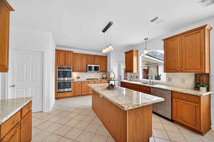 Property Photo:  20326 Lake Spring Court  TX 77433 