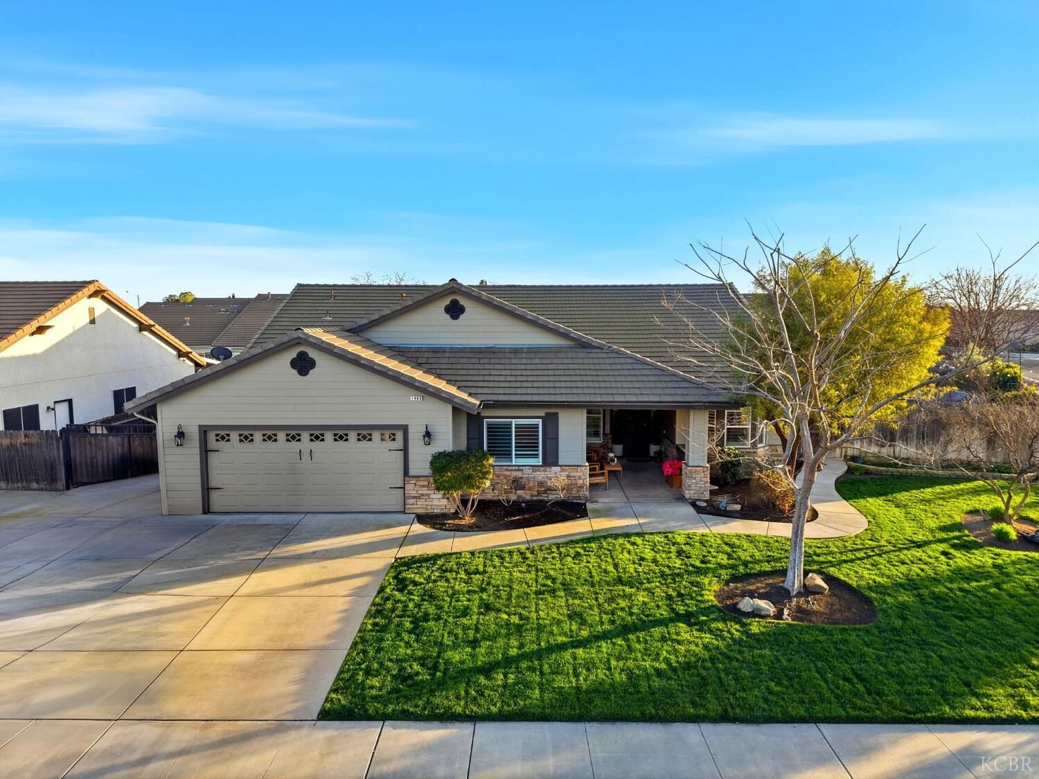 Property Photo: 1483 Atlantic Avenue CA 93245