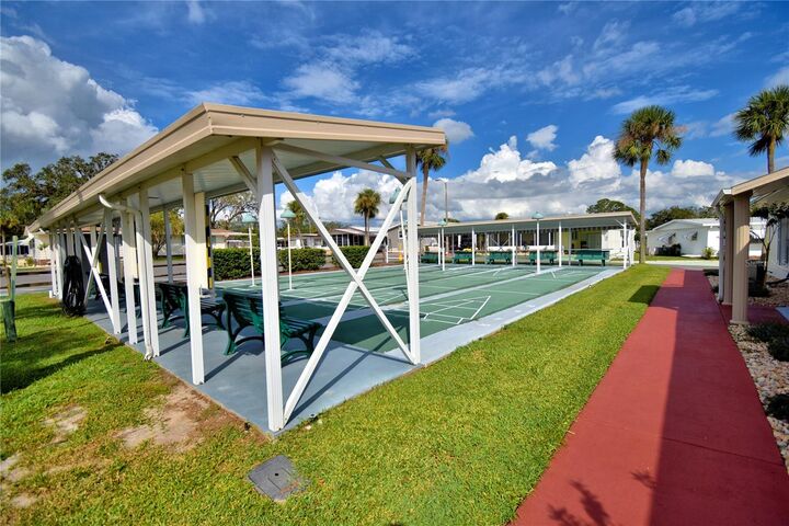 Property Photo:  4056 Rolling Oaks Drive  FL 33880 