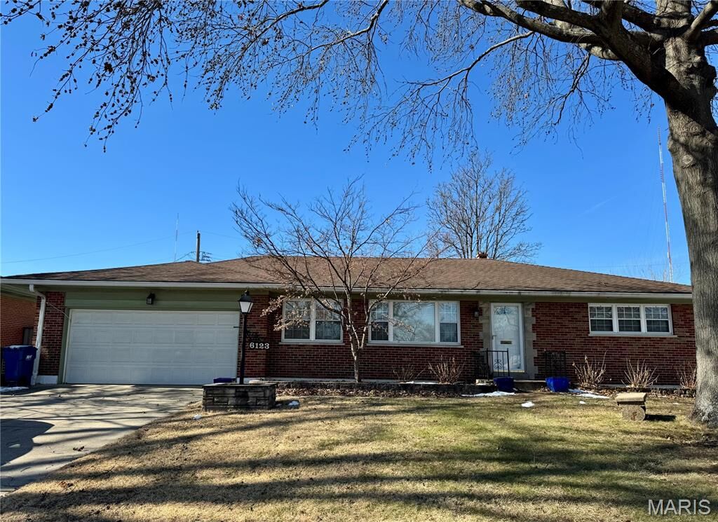 Property Photo:  6123 Savio Drive  MO 63123 