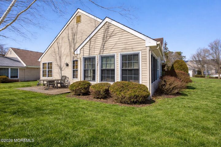 Property Photo:  11 Ivy Hill Road  NJ 08701 