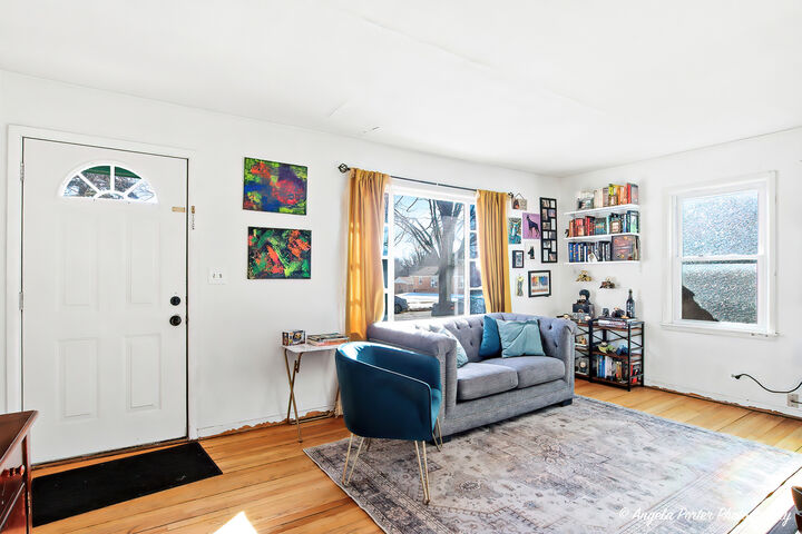 Property Photo:  2110 Elim Avenue  IL 60099 