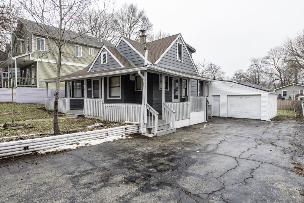 Property Photo:  510 Forest Glen Drive  IL 60073 