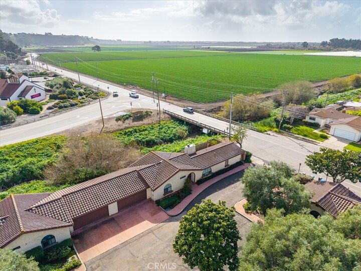 Property Photo:  817 Valley  CA 93420 