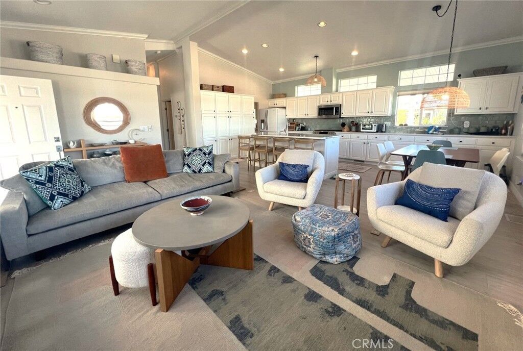 Property Photo:  118 Yorktown  CA 92660 