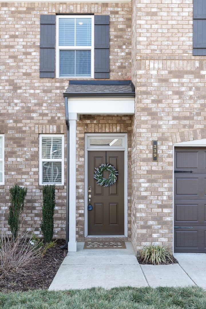 Property Photo: 339 Cheval Dr TN 37066