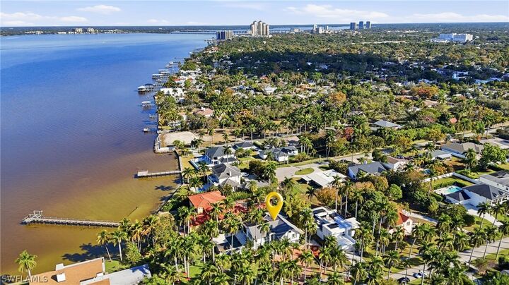 Property Photo:  1205 Caloosa Drive  FL 33901 