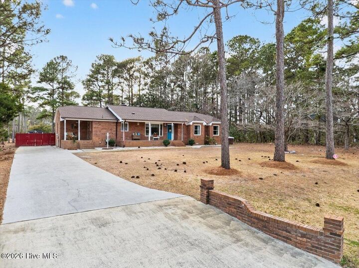 Property Photo:  39 Country Club Drive  NC 28470 