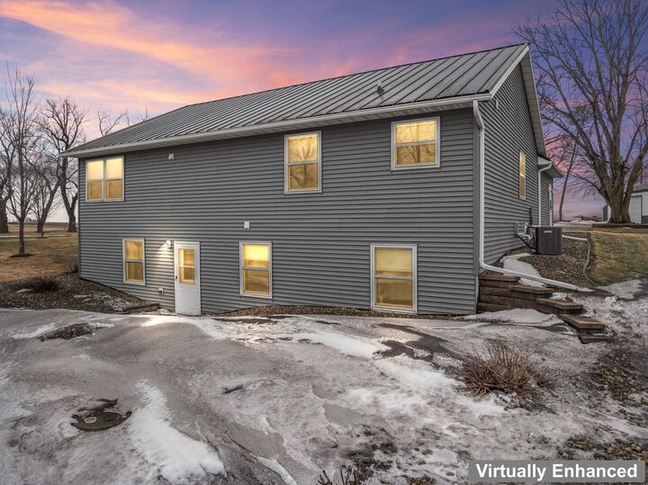 Property Photo:  23371 650th Avenue  MN 56009 