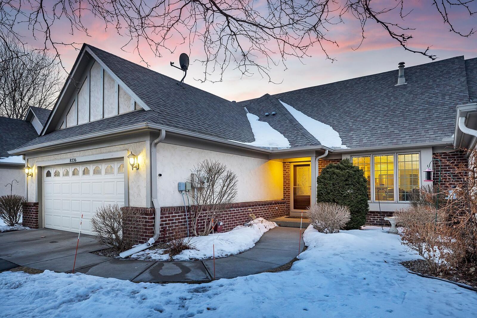 Property Photo:  8336 Suffolk Drive  MN 55317 