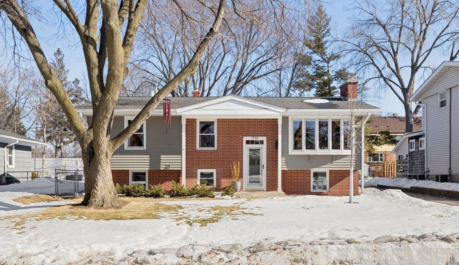 Property Photo:  1790 Lake Street  MN 55113 