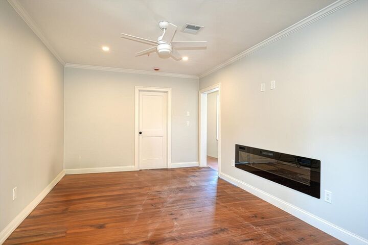 Property Photo:  369 Grant 3  MA 01702 