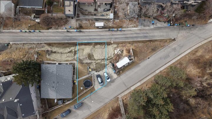 Property Photo: 205 Thomson Avenue NE AB T2E 5B7