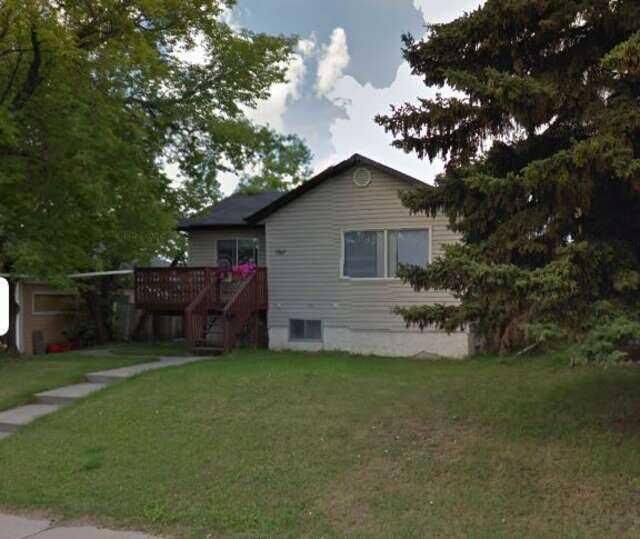 Property Photo: 1307 25 Street SE AB T2A 0X3