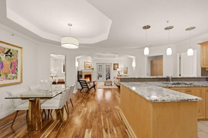 Property Photo:  60 24 Avenue SW 113  AB T2S 3C9 