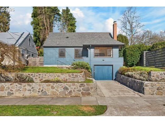 Property Photo:  4225 SE Woodward St  OR 97206 