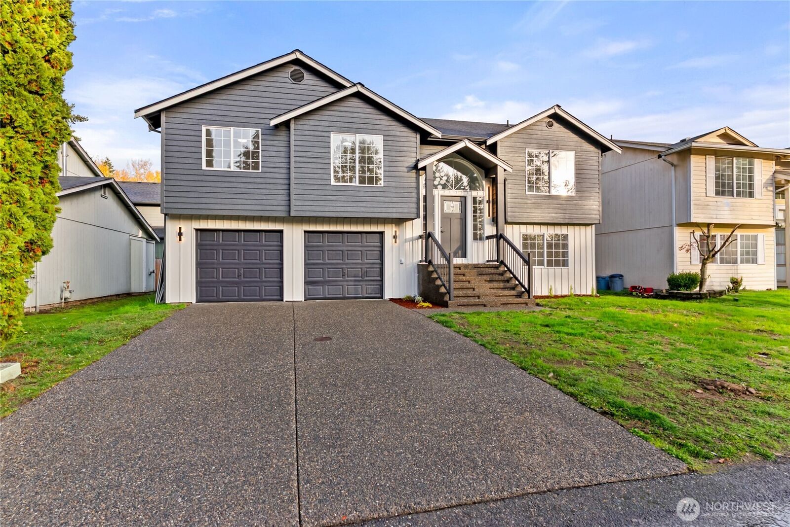 Property Photo:  16805  123rd Avenue Ct E  WA 98374 