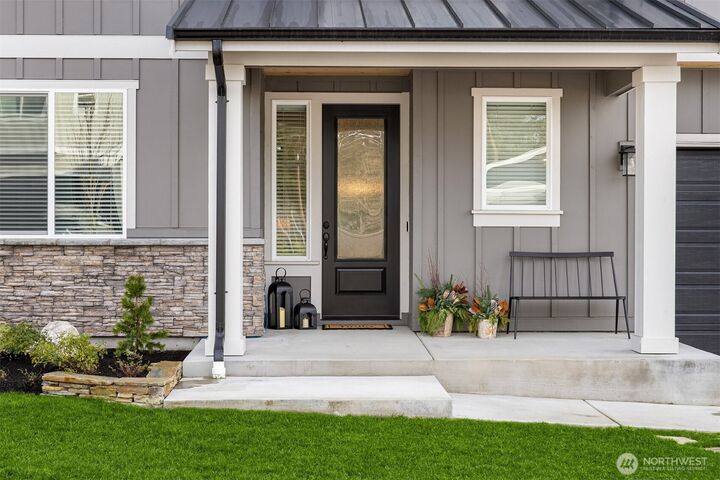 Property Photo: 18581 Sawgrass Drive NE WA 98370