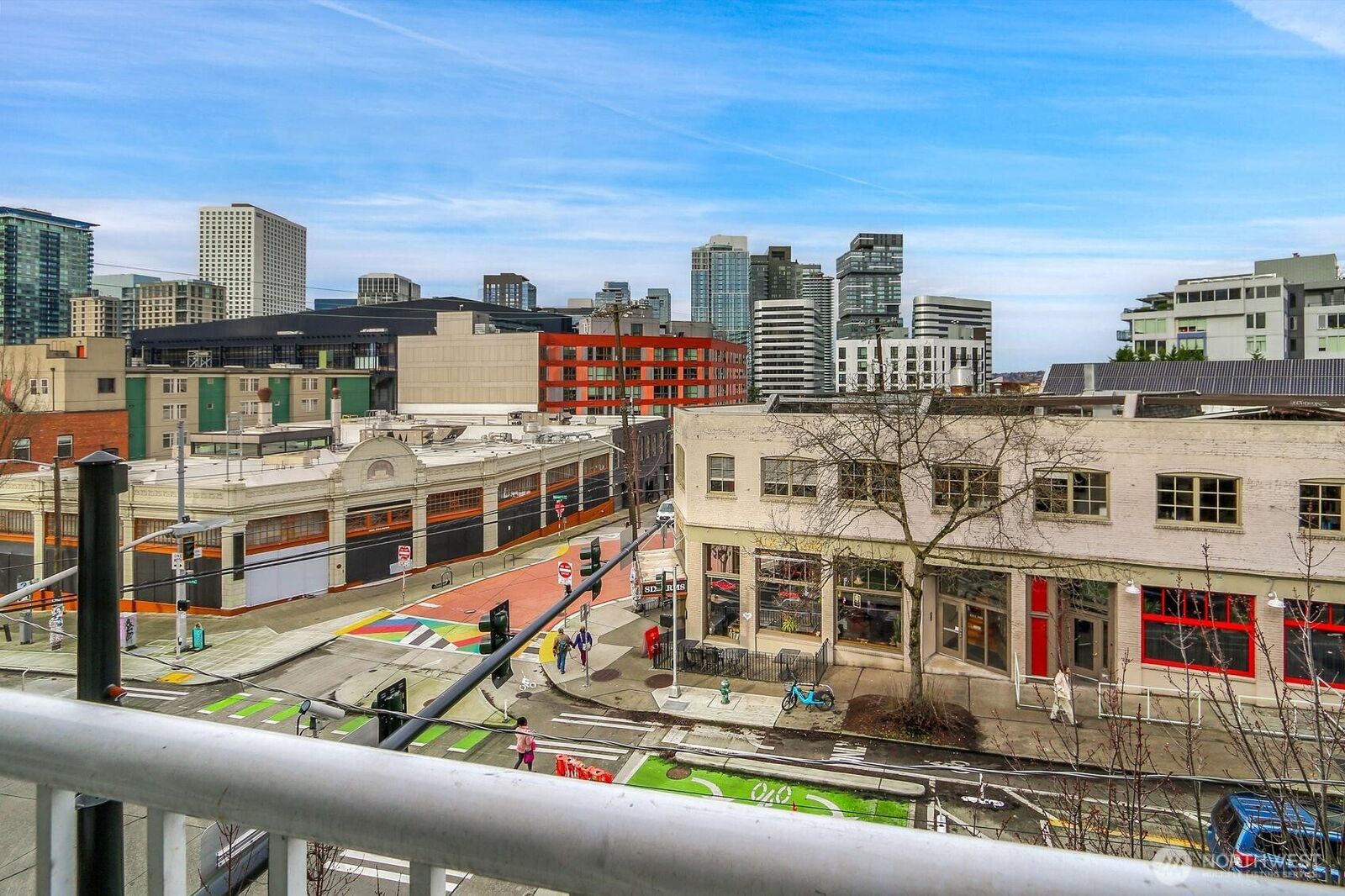 Property Photo:  303 E Pike Street 402  WA 98122 