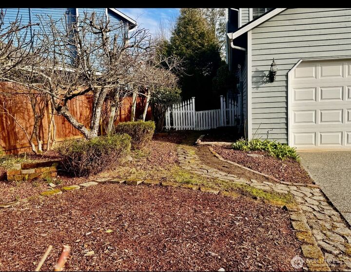 Property Photo:  10918 SE 270th Street  WA 98030 