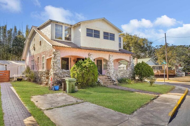 Property Photo: 134 Washington St FL 32084