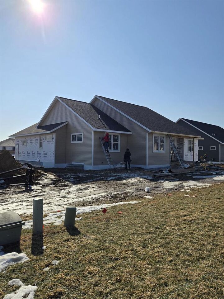 Property Photo:  3613 Samson Drive  WI 53563 