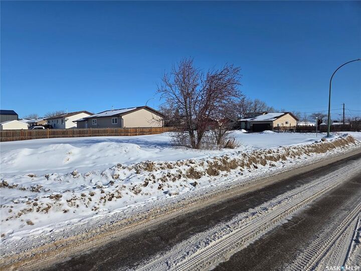 Property Photo:  2101 100A Street  SK S0E 1T0 