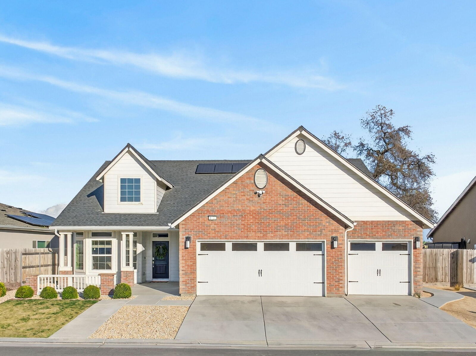 Property Photo:  1727 Softwind Drive  CA 93274 