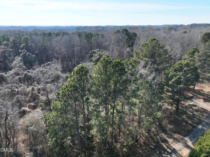 Property Photo: 816 Mitchell Avenue NC 27525