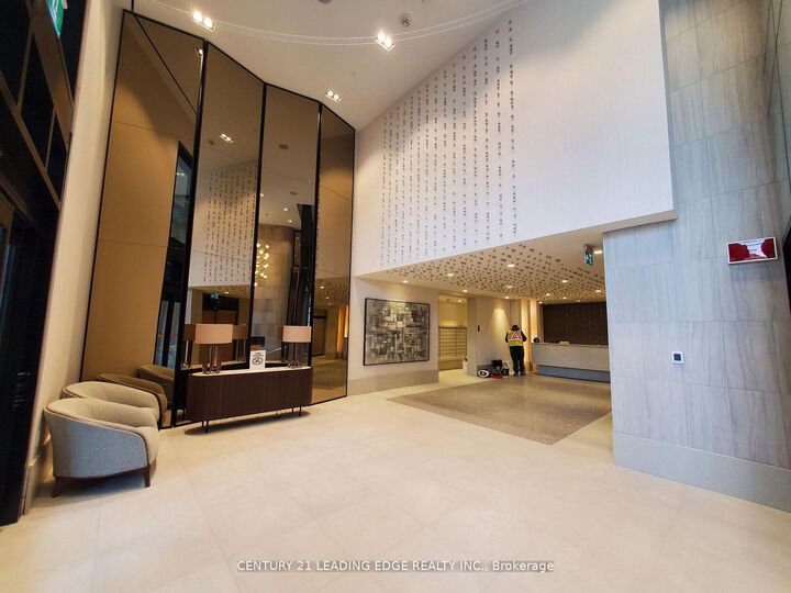 Property Photo:  2020 Bathurst Street 328  ON M5P 0A6 