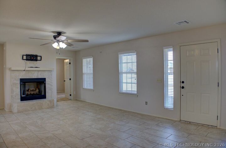 Property Photo:  32 Hazel Avenue  OK 74036 