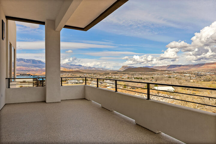 Property Photo:  729 S 1360 W 12  UT 84737 