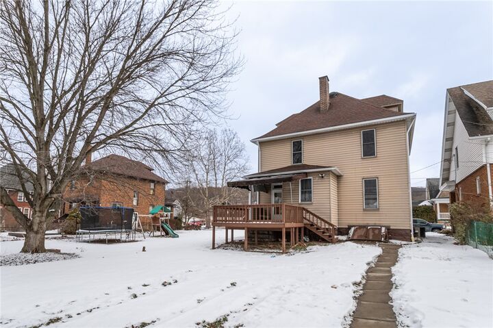 Property Photo:  1206 Sycamore St  PA 15425 