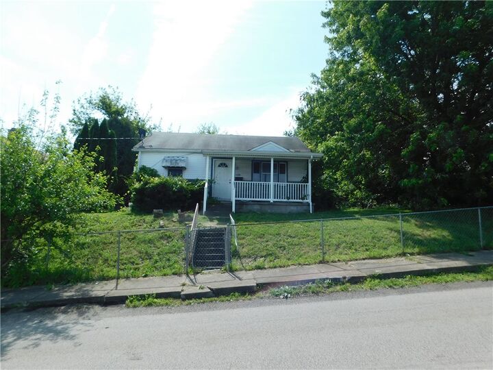 Property Photo:  120 Bailey Avenue  PA 15401 