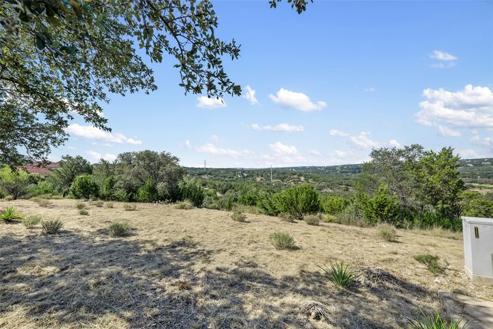 Property Photo: 2808 Lakehurst Road TX 78669