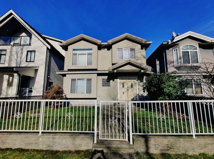 3461 William Street — photo 1