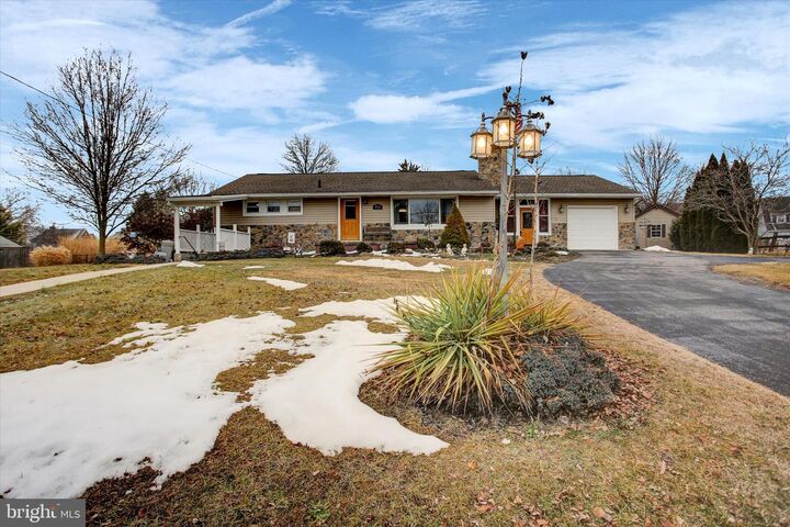 Property Photo:  924 Blanchard Avenue  PA 17201 