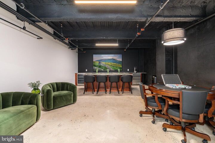 Property Photo:  1130 N Delaware Avenue 602  PA 19125 