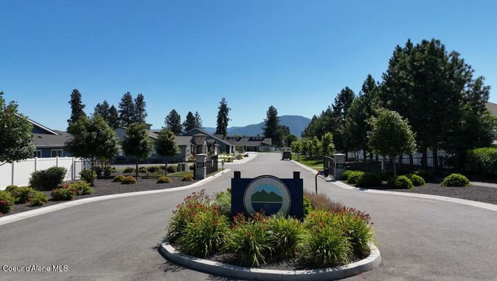 Property Photo:  7400 N Breaux Dr  ID 83815 