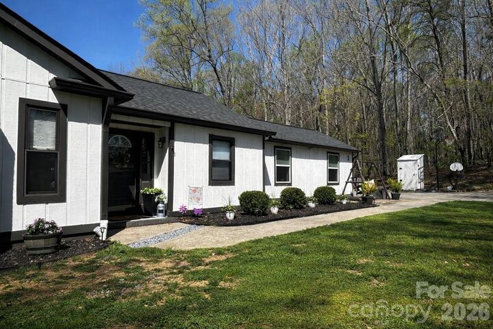 Property Photo:  9630 Robinson Church Road  NC 28075 