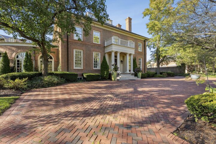 Property Photo: 1 Bottomley Crescent OH 43054