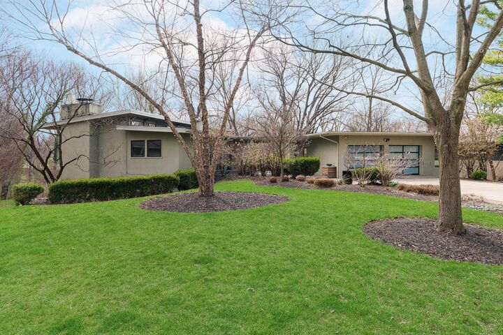 Property Photo:  2837 Canterbury Lane  OH 43221 