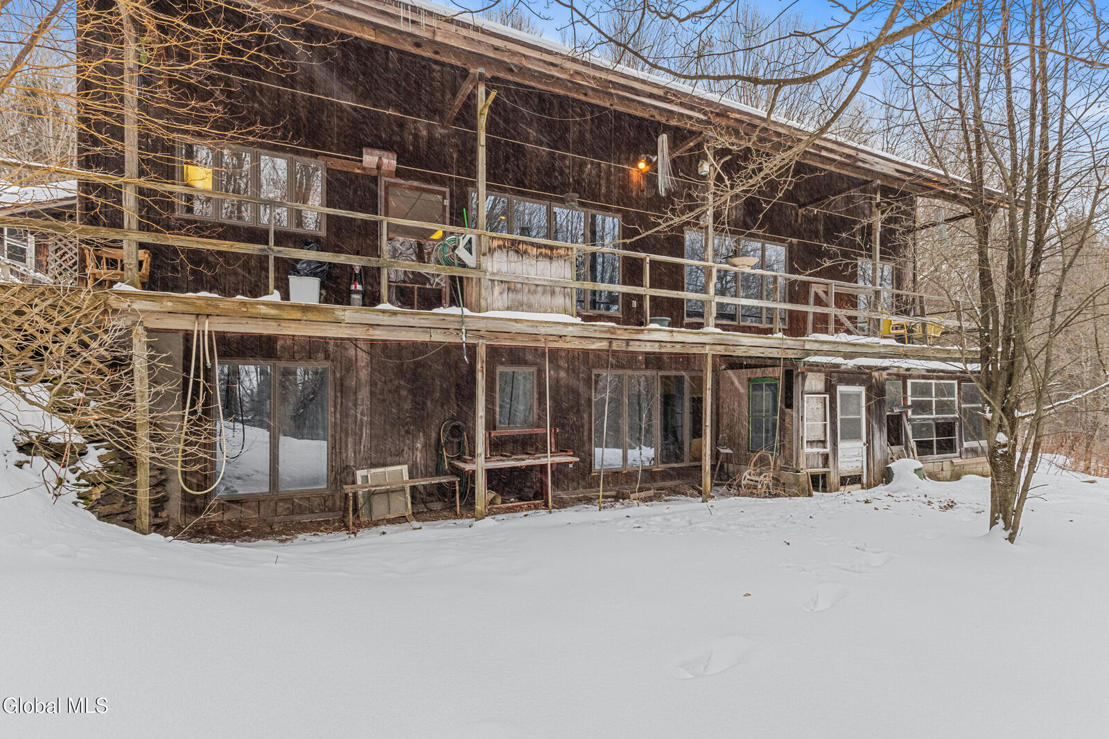 Property Photo:  216 Smith Road  NY 12167 