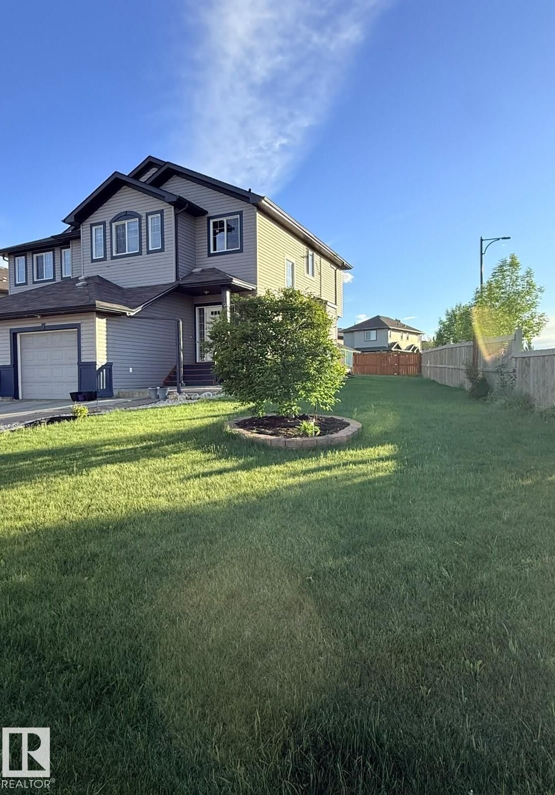 Property Photo: 1904 118 Street SW AB T6W 2E5
