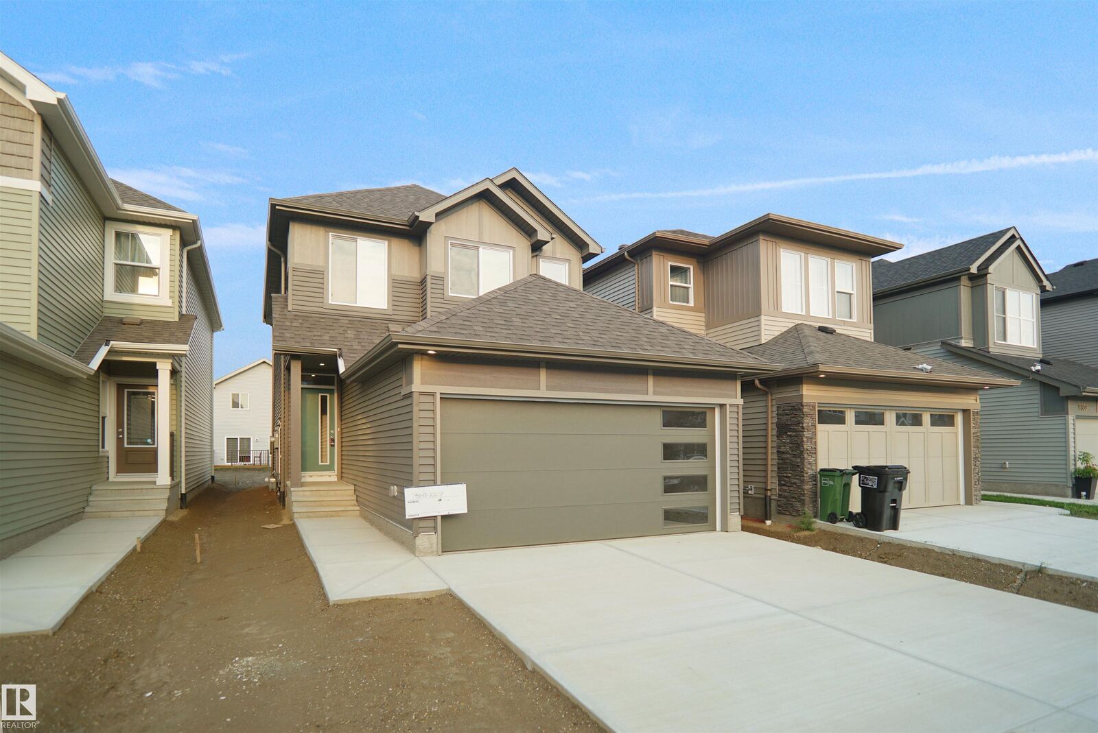 Property Photo:  22920 82 Avenue NW  AB T5T 4N5 
