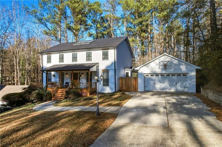 Property Photo:  3880 W Cooper Lake Drive SE  GA 30082 