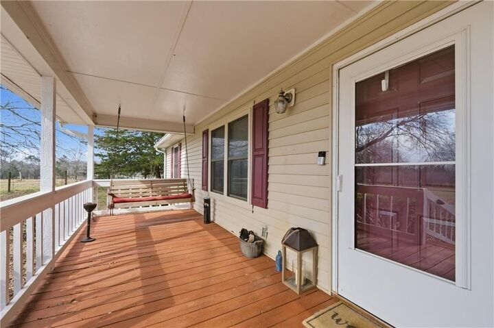 Property Photo:  298 Trestle Road  GA 30248 